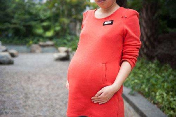 数以万计的中国孕妇为什么选择赴美产子