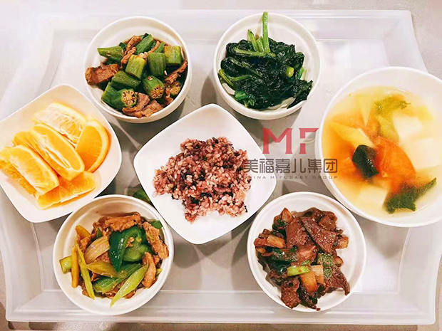 赴美生子后坐月子，饮食要点全攻略