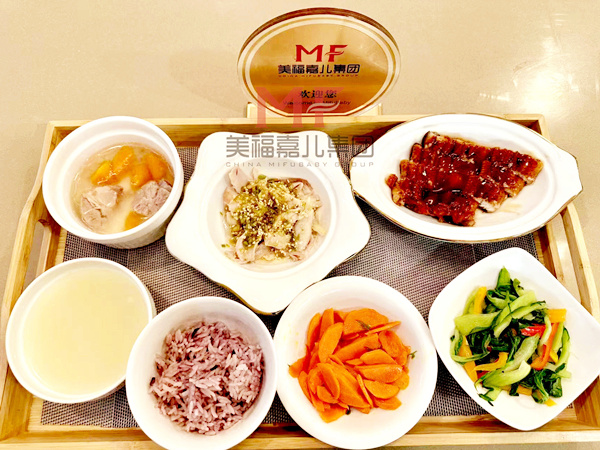 赴美生子后坐月子，饮食要点全攻略 