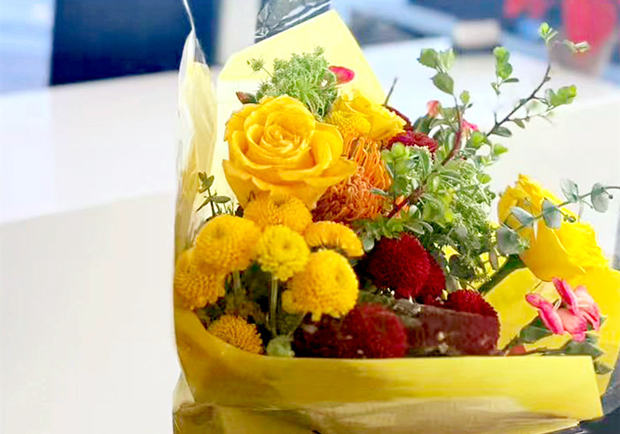 赴美生子:美福嘉儿暖心接机 赴美生子:美福嘉儿暖心接机